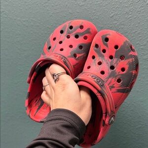 CROCS Red and Black Swirl Classic Clog
